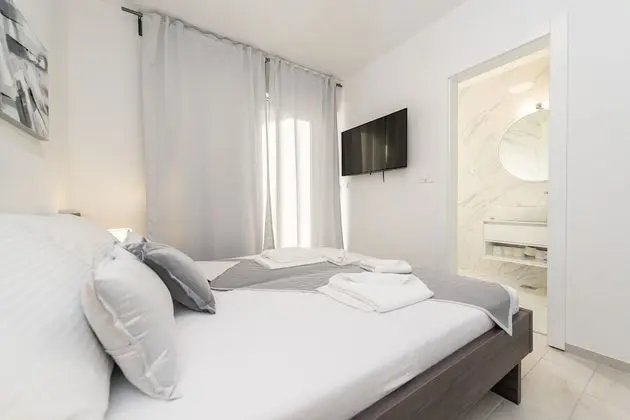 Tek Büyük Yataklı Oda, Balkon