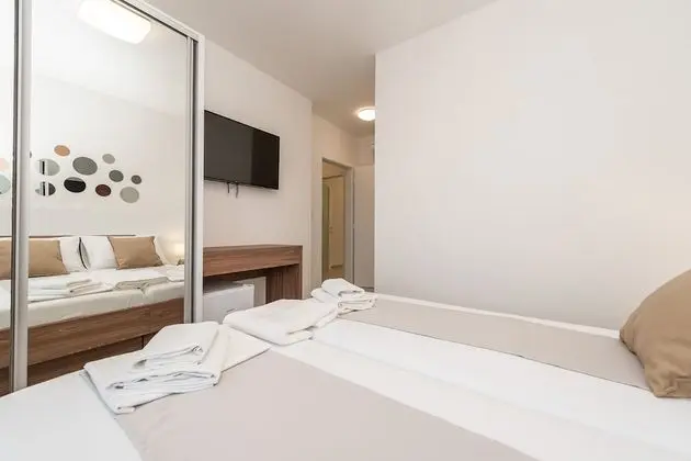 Tek Büyük Yataklı Oda, Balkon