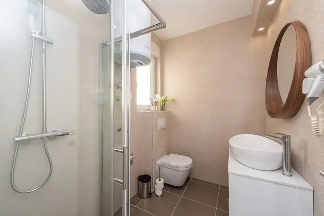 Tek Büyük Yataklı Oda, Balkon