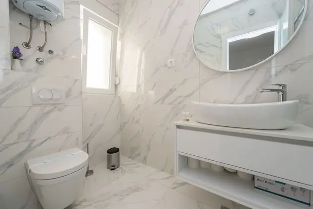 Tek Büyük Yataklı Oda, Balkon