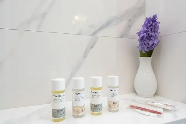 Tek Büyük Yataklı Oda, Balkon