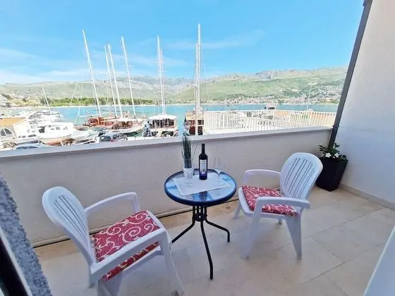 Tek Büyük Yataklı Oda, Balkon, Deniz Manzaralı