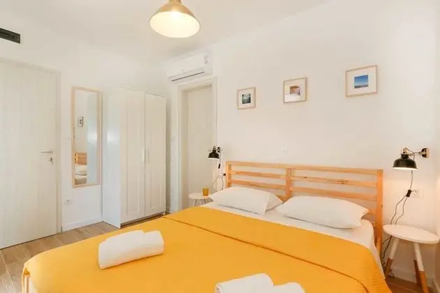 Tek Büyük Yataklı Oda, Bahçe Manzaralı (1)