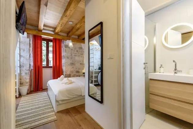 Comfort Tek Büyük Yataklı Oda