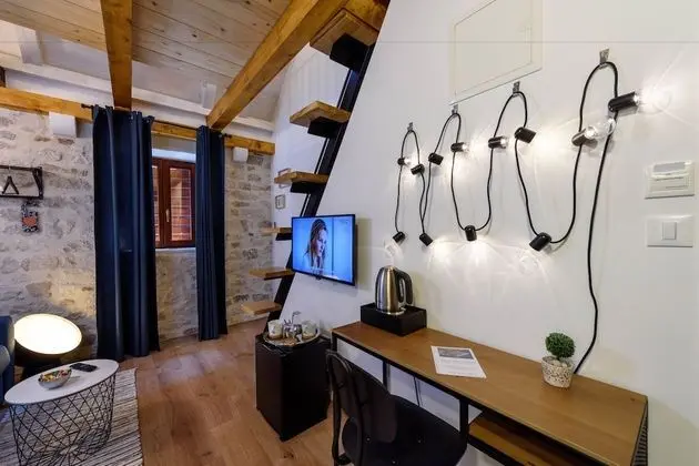 Gallery Çatı Katı (Loft)
