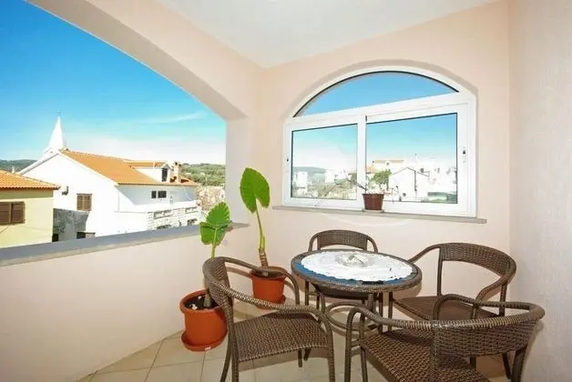 Apart Daire (2-Bedroom Apt with Terrace n Sea View)