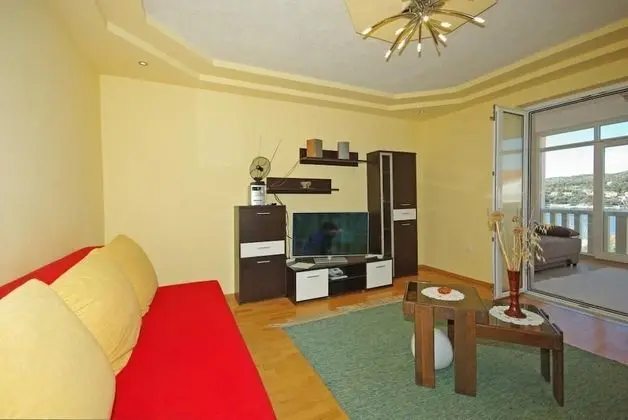Apart Daire (2-Bedroom Apt with Terrace n Sea View)
