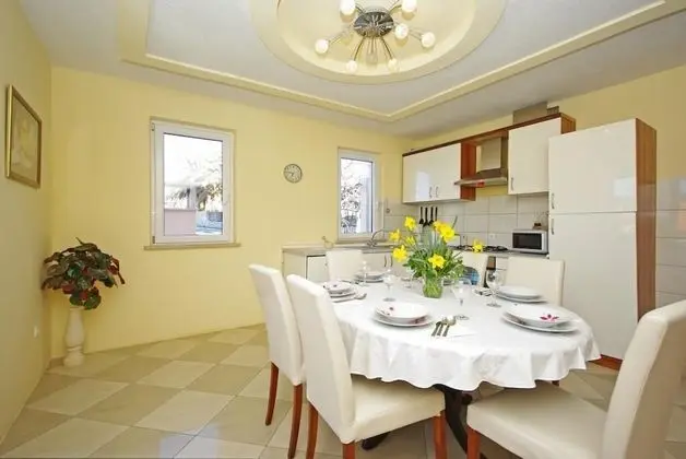 Apart Daire (2-Bedroom Apt with Terrace n Sea View)