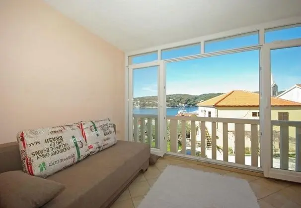 Apart Daire (2-Bedroom Apt with Terrace n Sea View)