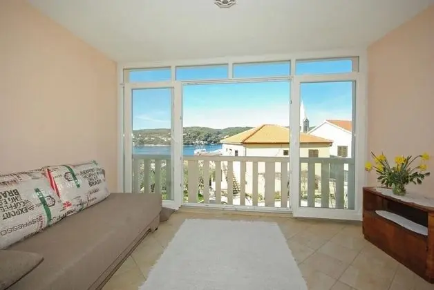 Apart Daire (2-Bedroom Apt with Terrace n Sea View)