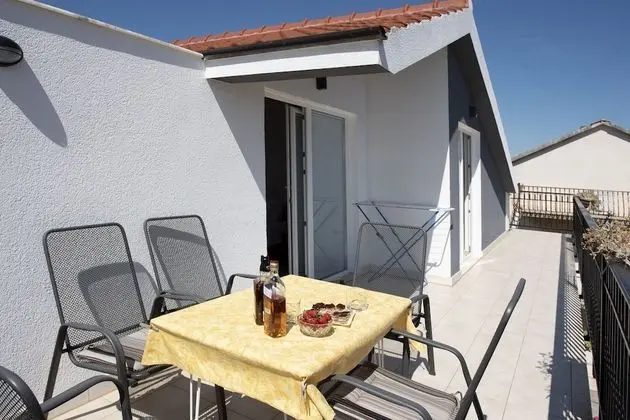 Apart Daire, Teras, Deniz Manzaralı