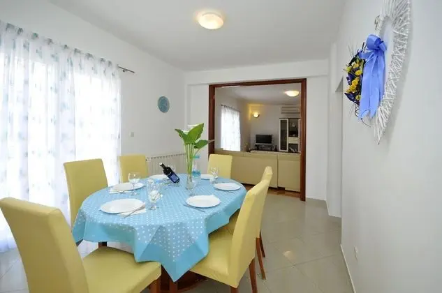 Family Apart Daire, 1 Yatak Odası, Deniz Manzaralı, Denize Bakan