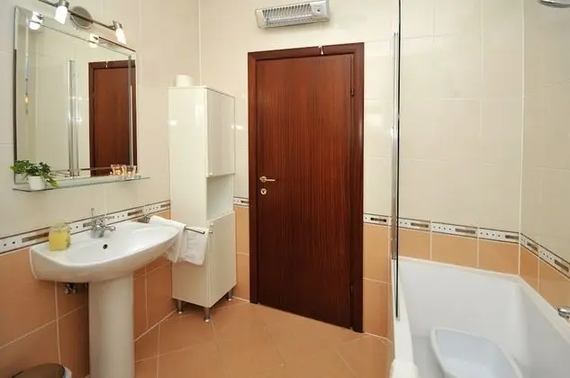 Family Apart Daire, 1 Yatak Odası, Deniz Manzaralı, Denize Bakan