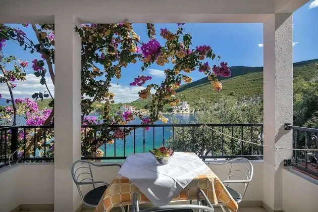 Stüdyo, Deniz Manzaralı