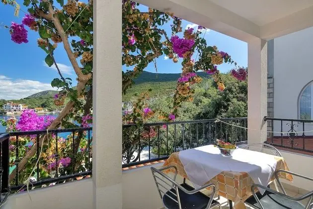 Stüdyo, Deniz Manzaralı