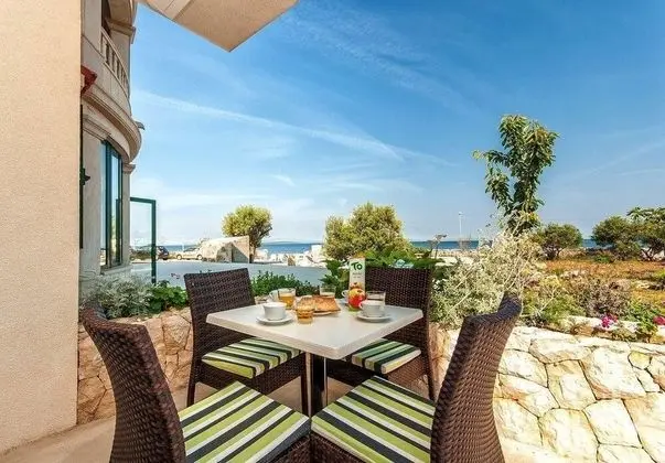 Apart Daire, Deniz Manzaralı (Ground floor)