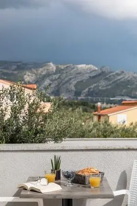 Apart Daire (Premium One Bedroom Apartment with Ba)