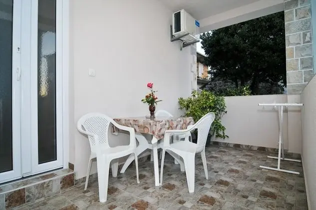 Stüdyo, Teras (1)