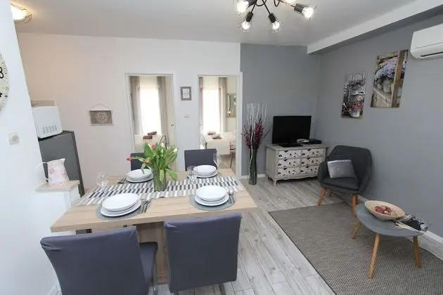 Apart Daire, 2 Yatak Odası, Deniz Manzaralı