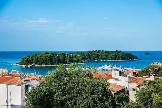 Stüdyo, Deniz Manzaralı