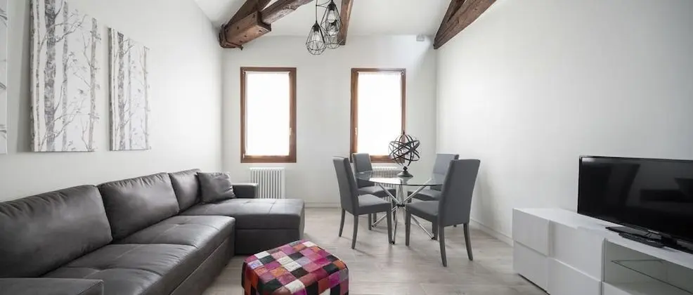 Deluxe Apart Daire, 2 Yatak Odası, Kanal Manzaralı (2 - Check-in online)