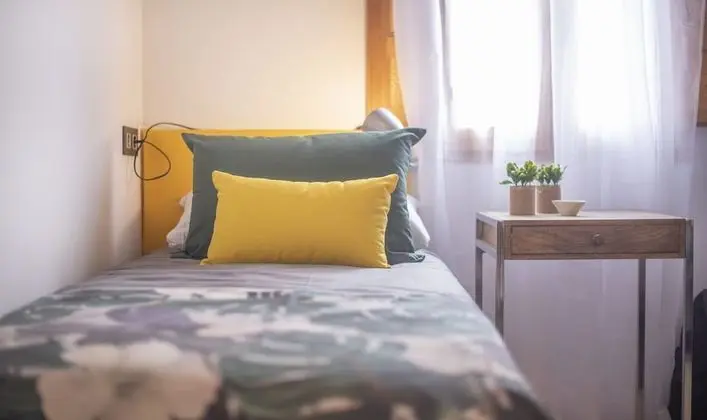 Apart Daire, 2 Yatak Odası (2)