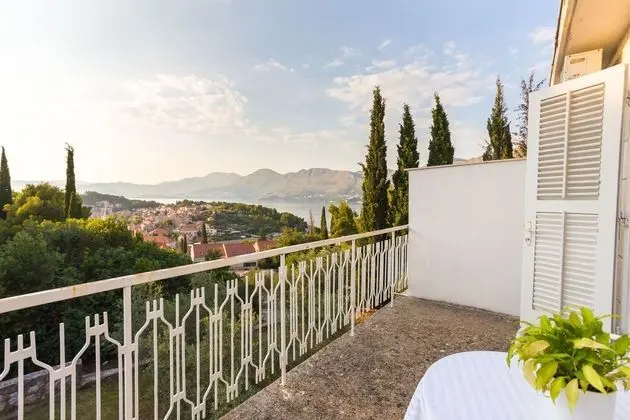 Apart Daire, 2 Yatak Odası, Balkon, Deniz Manzaralı