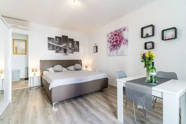 Stüdyo (Studio Apartment)