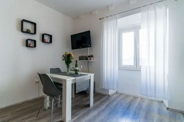 Stüdyo (Studio Apartment)