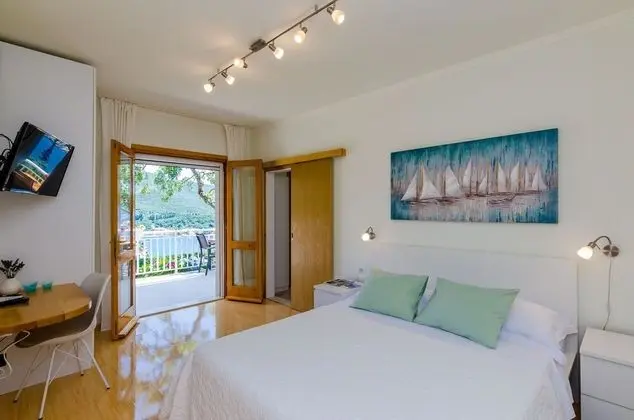 Apart Daire (One Bedroom Apartment with Terrace an)