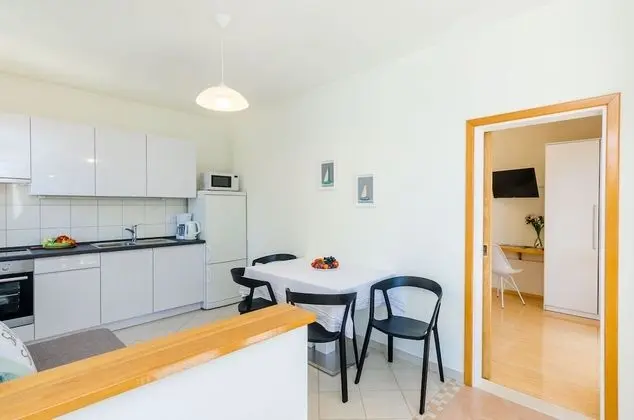 Apart Daire (One Bedroom Apartment with Terrace an)