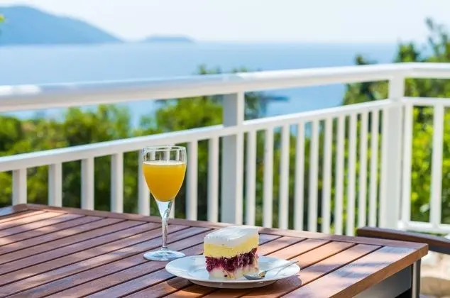 Apart Daire (One Bedroom Apartment with Terrace an)