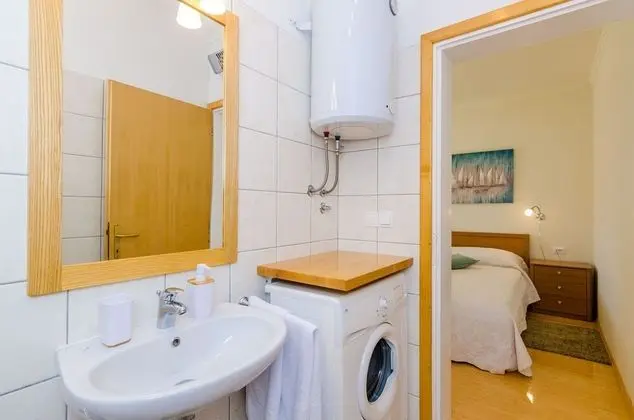 Apart Daire (One Bedroom Apartment with Terrace an)