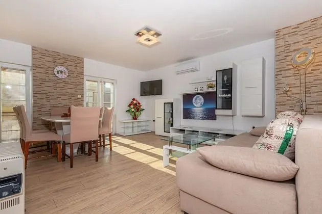 Apartment, 2 Bedrooms (3)