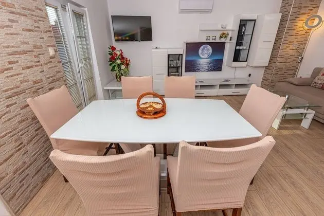 Apartment, 2 Bedrooms (3)