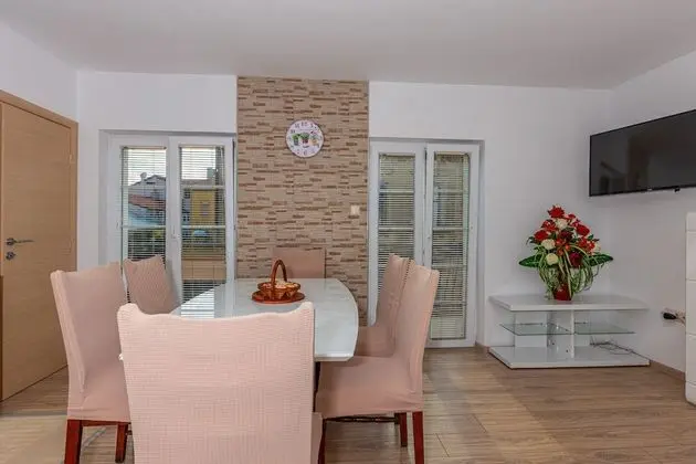 Apartment, 2 Bedrooms (3)