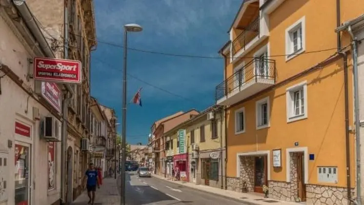 Apartment, 3 Bedrooms (1)