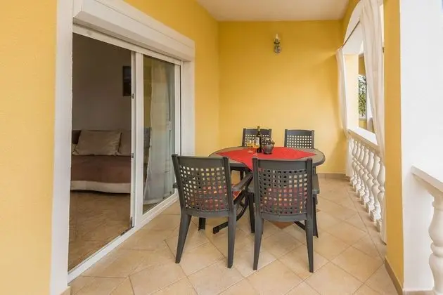 Classic Apartment (A1)