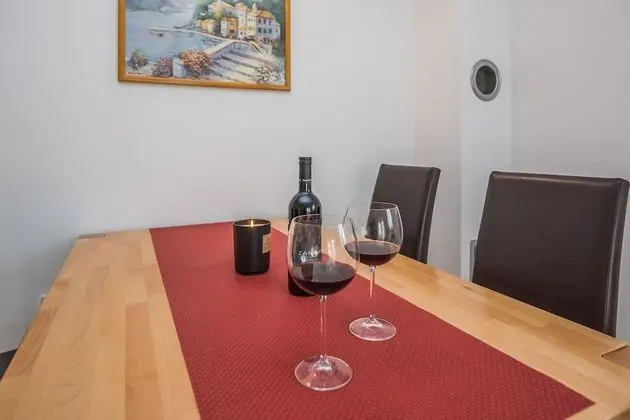 Family Apartment (A2)