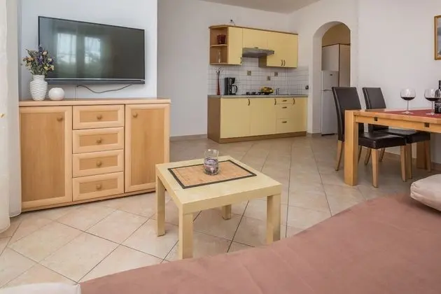 Family Apartment (A2)