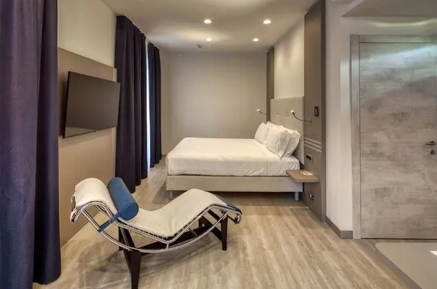 Junior Süit, 1 En Büyük (King) Boy Yatak