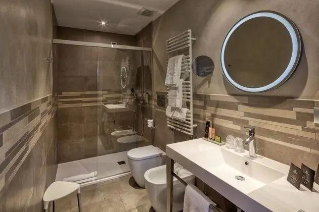 Junior Süit, 1 En Büyük (King) Boy Yatak