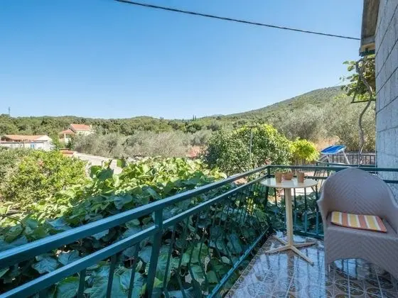 Apart Daire (1Bedroom Apt,Balcony,Garden View)