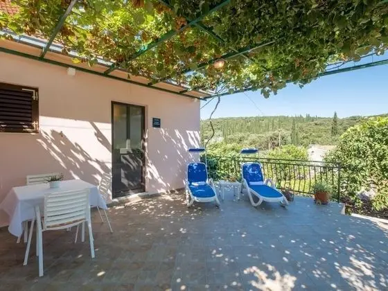 Apart Daire (1Bedroom Apt,Balcony,Garden View)