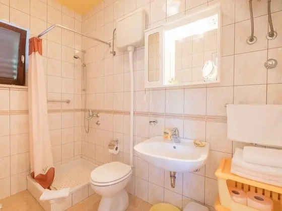 Apart Daire (1Bedroom Apt,Balcony,Garden View)