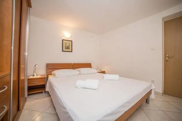 Apart Daire, 1 Çift Kişilik Yatak ve Çekyat