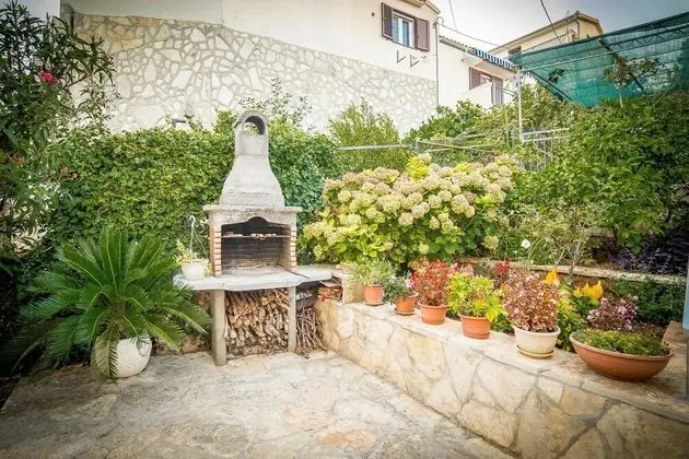 Apart Daire, 1 Çift Kişilik Yatak ve Çekyat