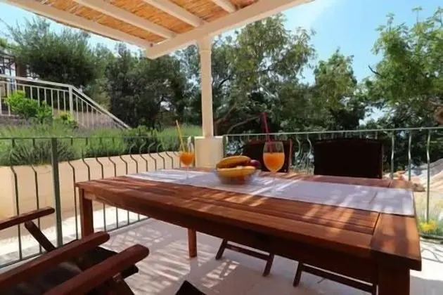 Apart Daire (1 Bedroom with Terrace)