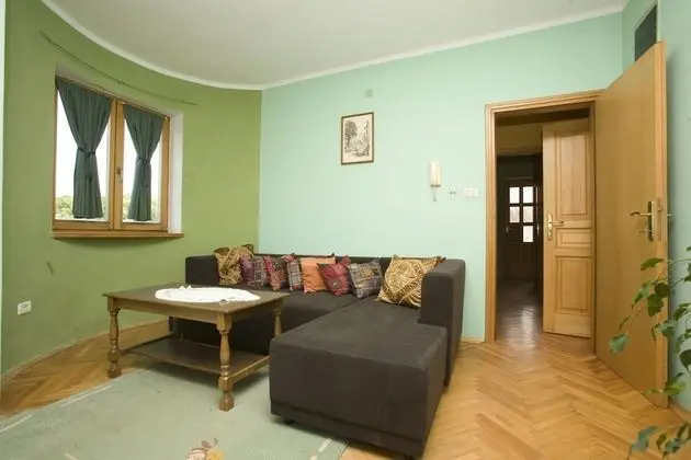Apart Daire, Havuz Manzaralı (4)