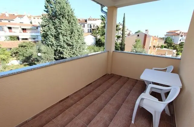 Stüdyo (1st Floor)